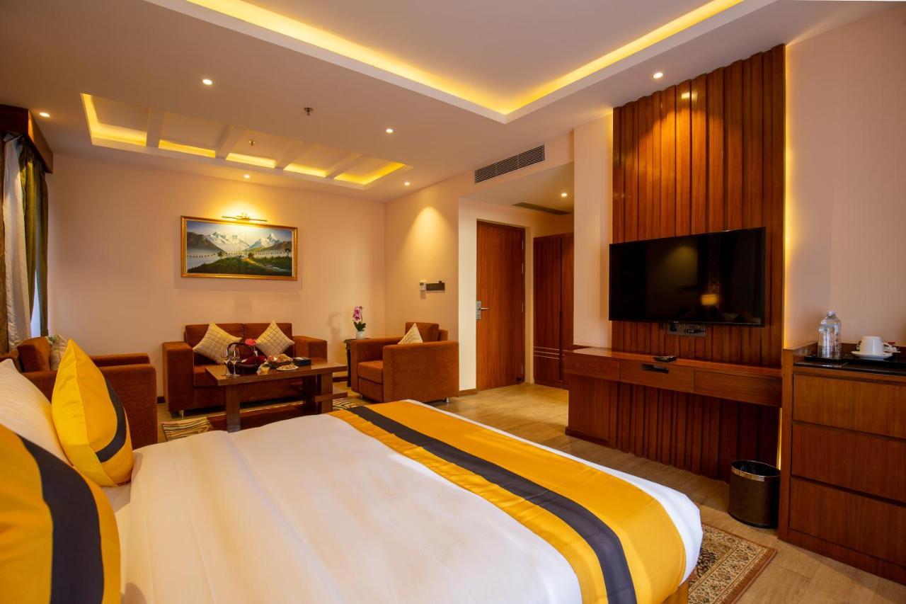 Dream International Hotel 拉明德 外观 照片