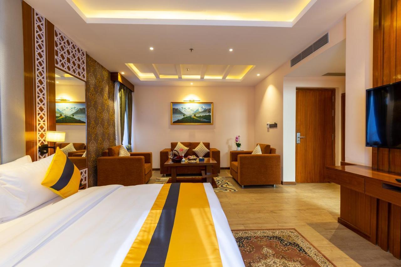 Dream International Hotel 拉明德 外观 照片