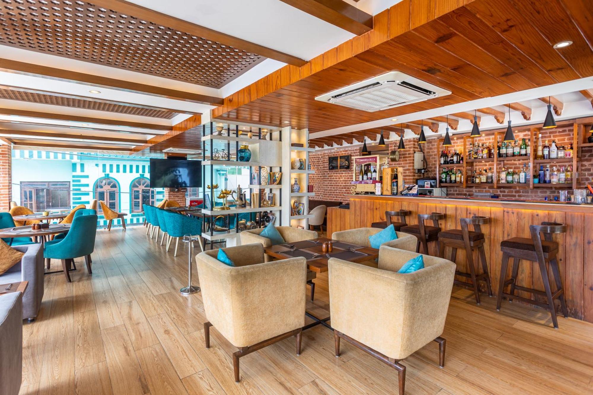 Dream International Hotel 拉明德 外观 照片