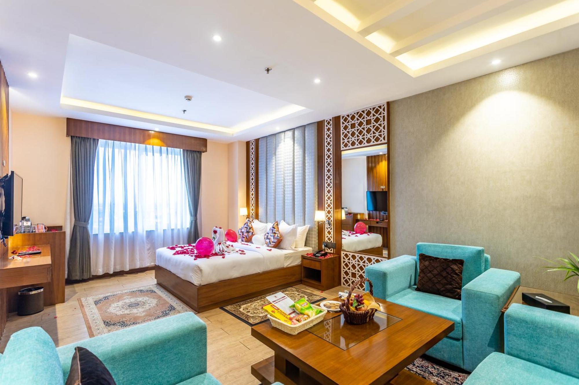 Dream International Hotel 拉明德 外观 照片